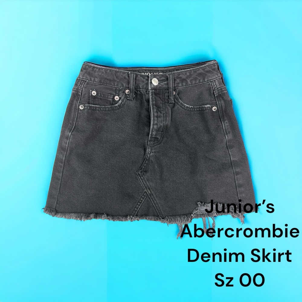 *American Eagle* Button Fly Distressed Black Denim Mini Skirt Black 00